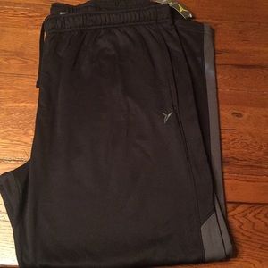 Old Navy Active Go-dry pants